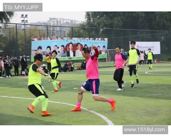 选择最佳足球软件的指南与推荐，助你轻松掌握足球动态与数据分析